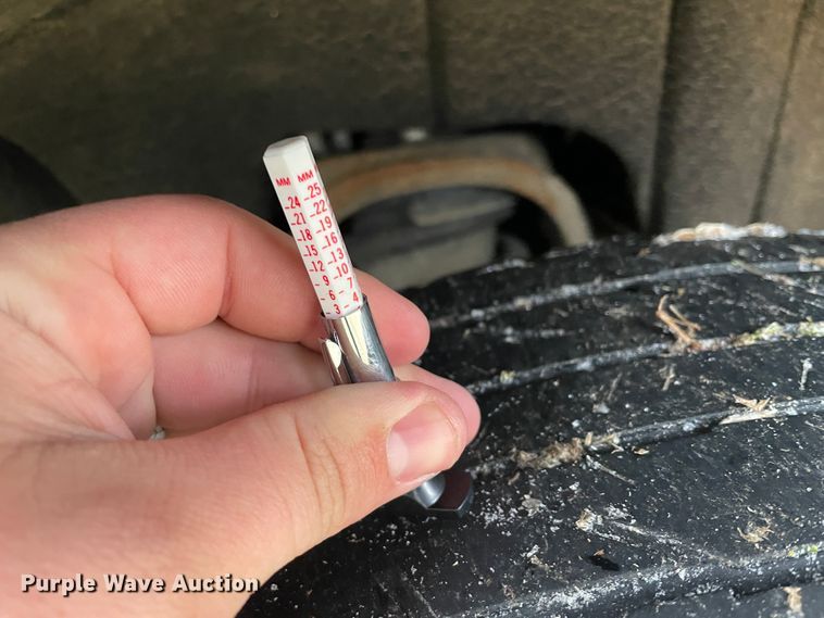 image for item HX9798 2017 GMC Sierra 1500  Crew Cab pickup truck