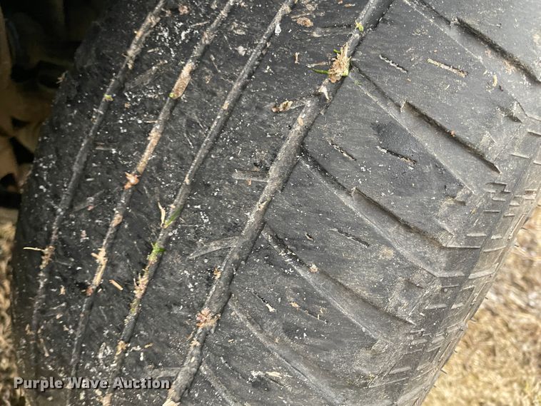 image for item HX9798 2017 GMC Sierra 1500  Crew Cab pickup truck