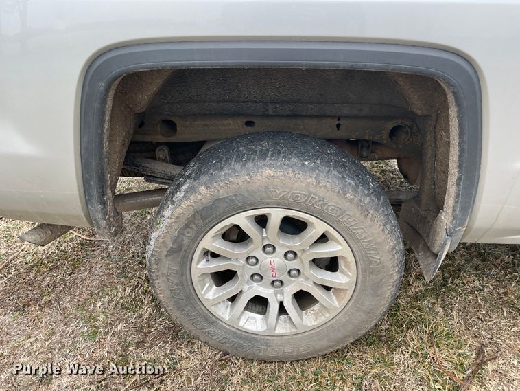 image for item HX9798 2017 GMC Sierra 1500  Crew Cab pickup truck