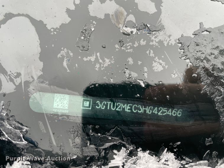 image for item HX9798 2017 GMC Sierra 1500  Crew Cab pickup truck