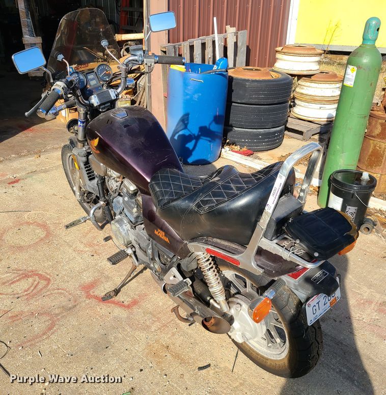 image for item IA9263 1985 Honda V65 Magna motorcycle