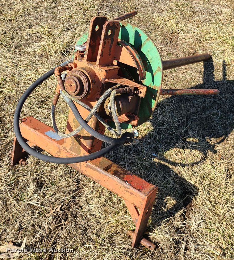 image for item IA9265 DewEze 165-SUR bale unroller