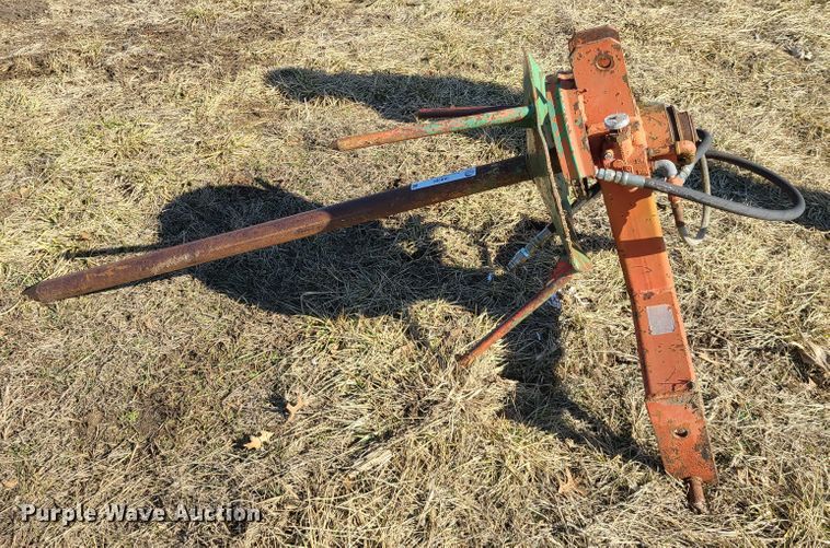 image for item IA9265 DewEze 165-SUR bale unroller