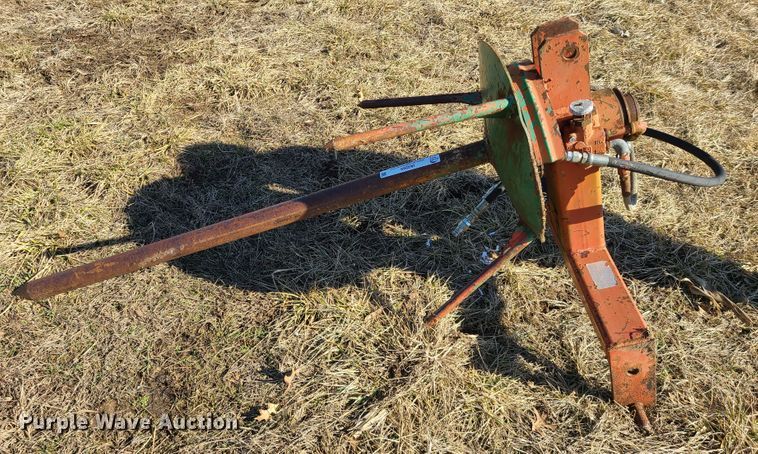 image for item IA9265 DewEze 165-SUR bale unroller