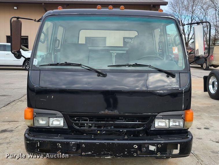 image for item IA9283 2003 Isuzu  Crew Cab truck cab and chassis