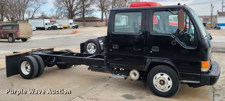 image for item IA9283 2003 Isuzu  Crew Cab truck cab and chassis