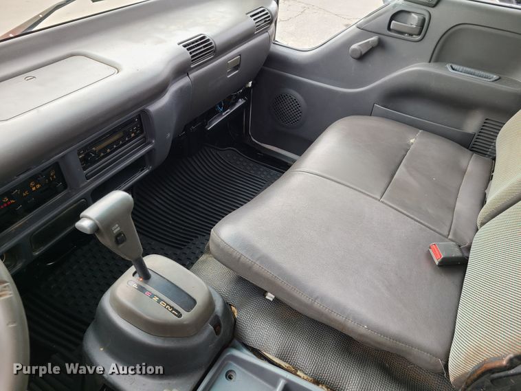 image for item IA9283 2003 Isuzu  Crew Cab truck cab and chassis