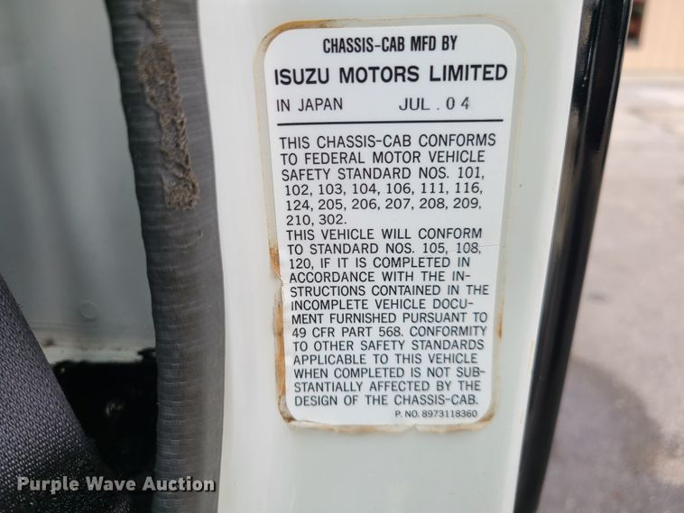 image for item IA9284 2005 Isuzu NQR  CrewCab flatbed truck