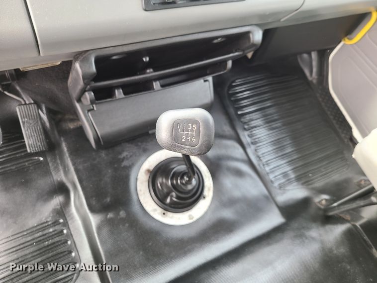 image for item IA9285 1999 Freightliner FL70  box truck