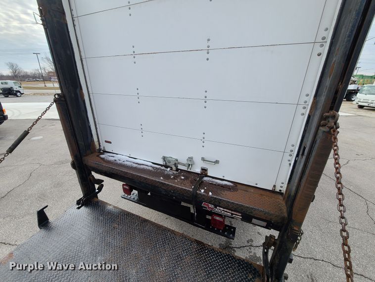 image for item IA9285 1999 Freightliner FL70  box truck