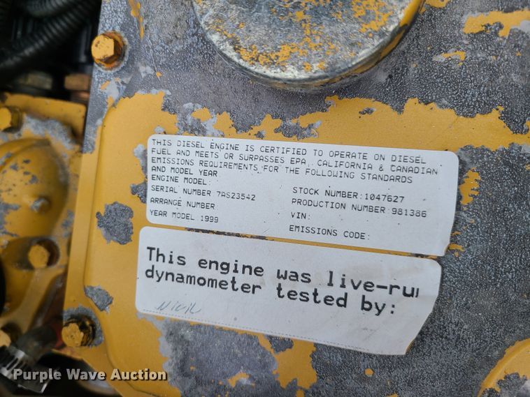 image for item IA9285 1999 Freightliner FL70  box truck