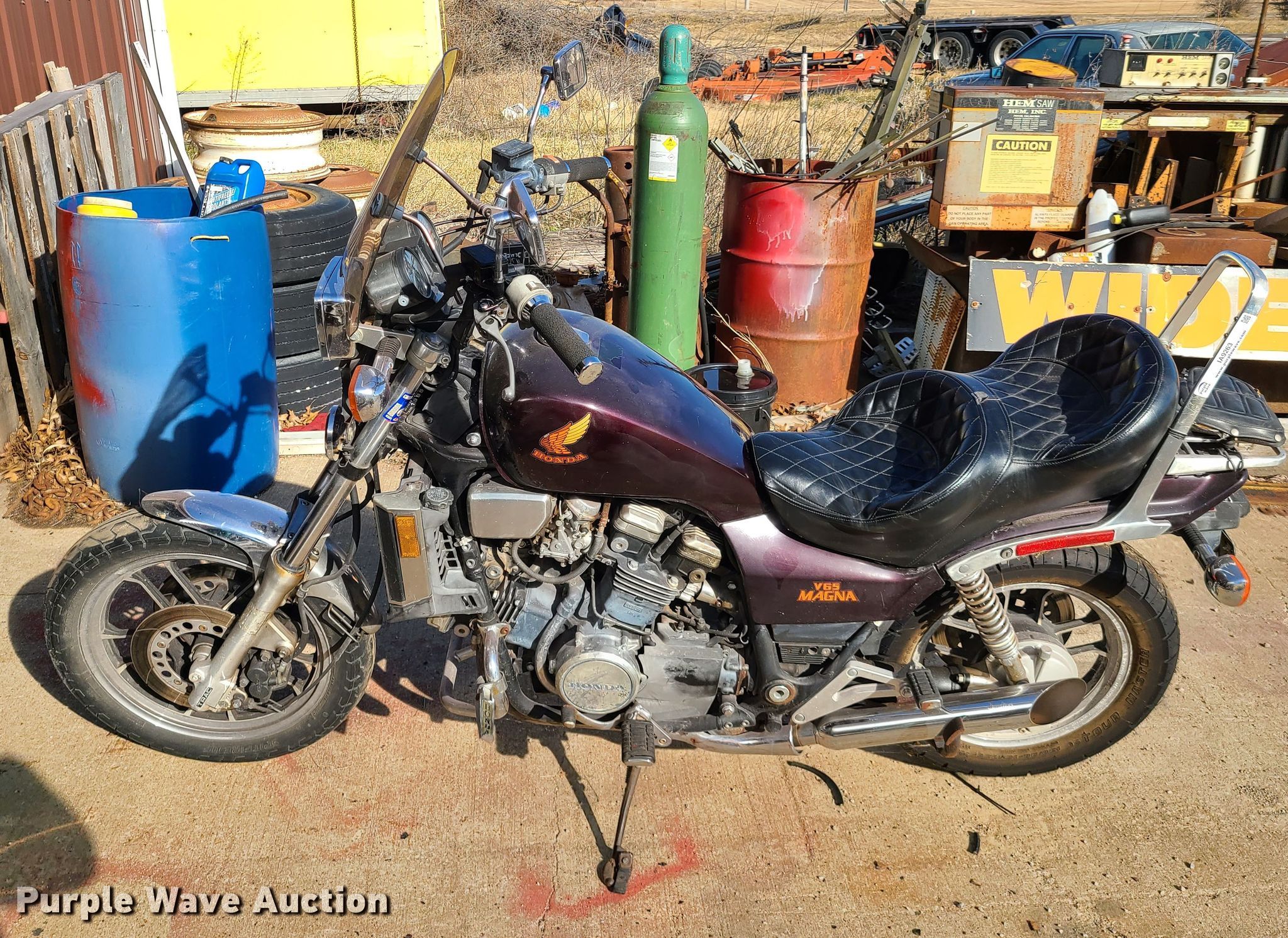 1985 Honda V65 Magna motorcycle in Archie, MO Item IA9263 sold