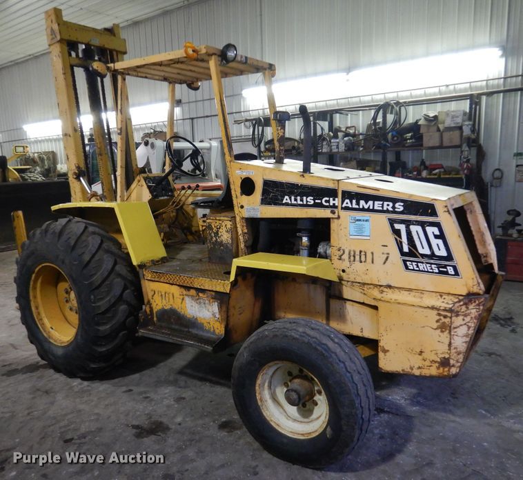 image for item AF9900 Allis Chalmers 706  forklift