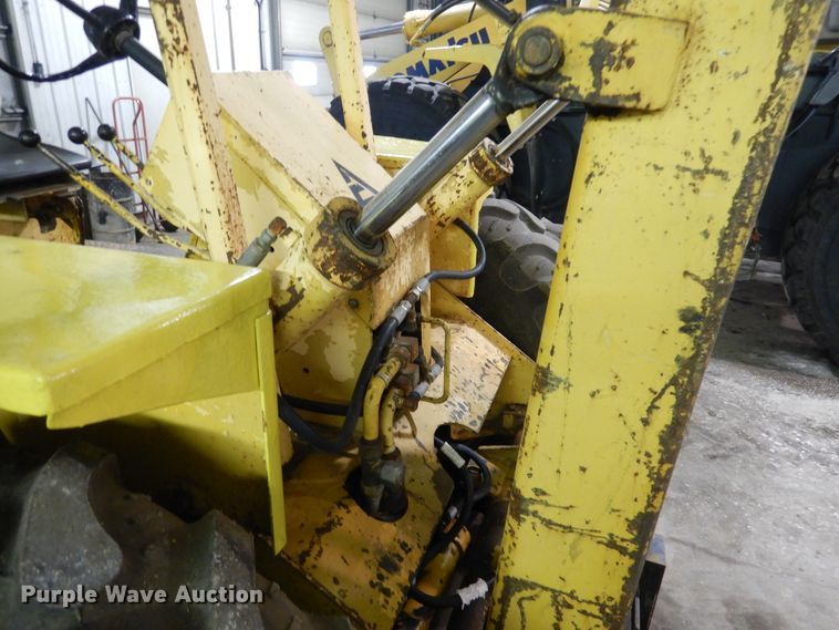 image for item AF9900 Allis Chalmers 706  forklift