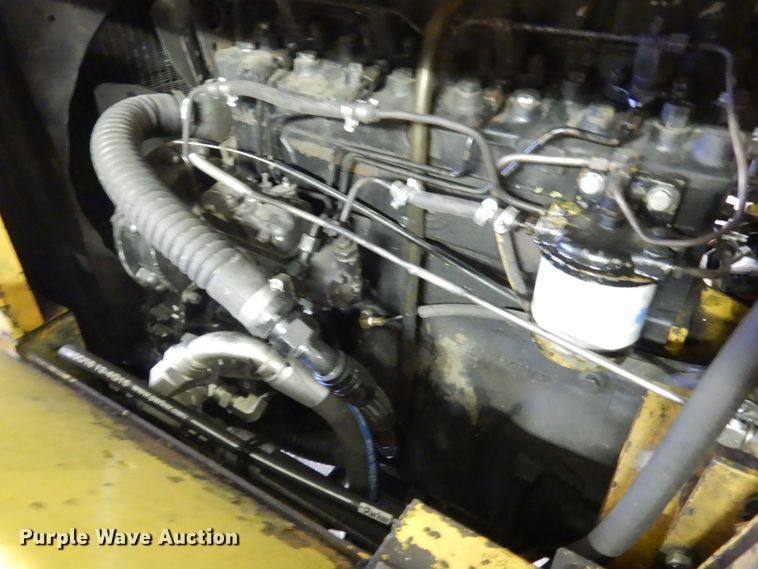 image for item AF9900 Allis Chalmers 706  forklift