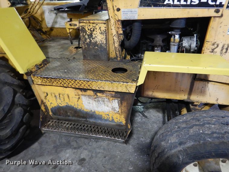 image for item AF9900 Allis Chalmers 706  forklift