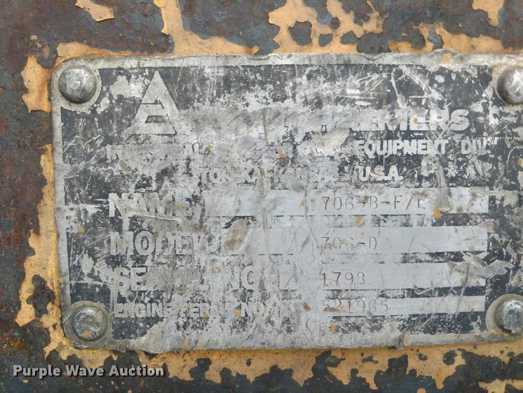 image for item AF9900 Allis Chalmers 706  forklift