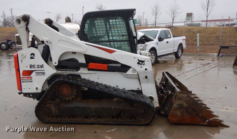image for item DF6410 2018 Bobcat T870  tracked skid steer loader