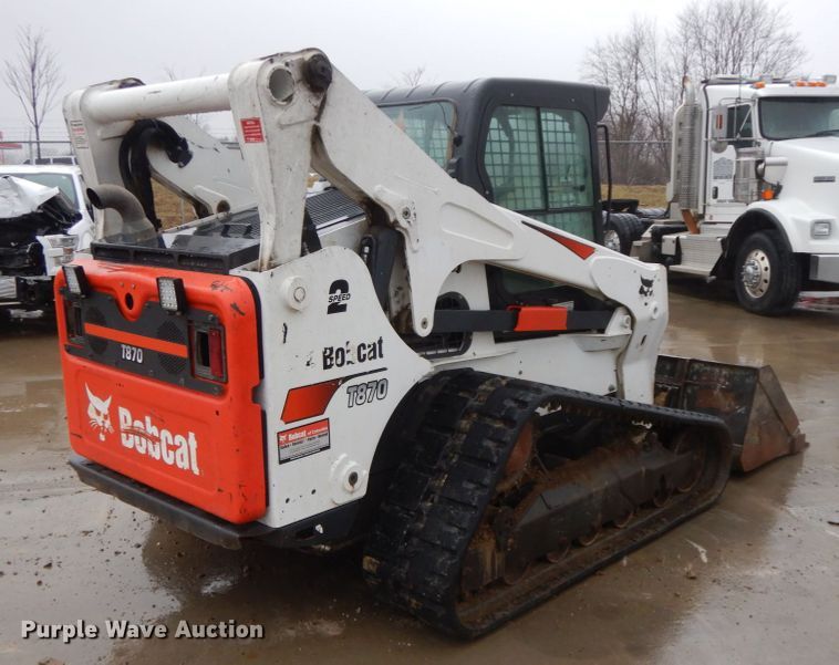 image for item DF6410 2018 Bobcat T870  tracked skid steer loader