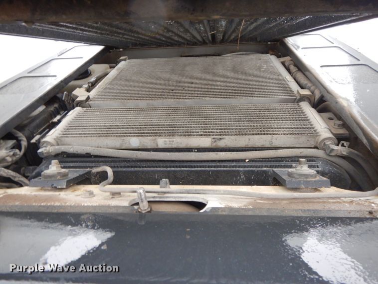 image for item DF6410 2018 Bobcat T870  tracked skid steer loader