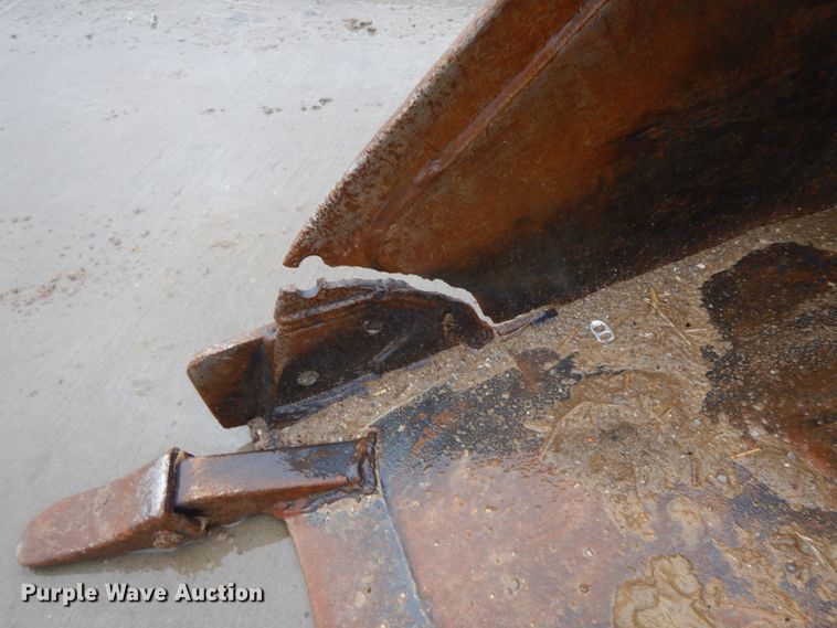 image for item DF6410 2018 Bobcat T870  tracked skid steer loader