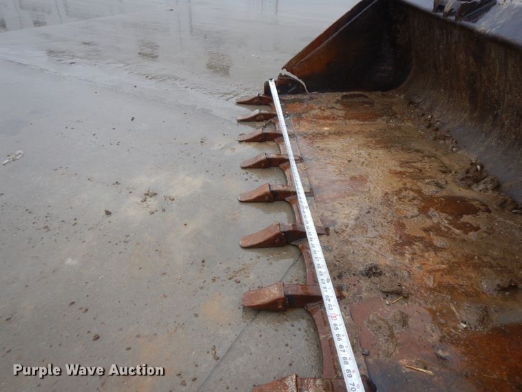 image for item DF6410 2018 Bobcat T870  tracked skid steer loader