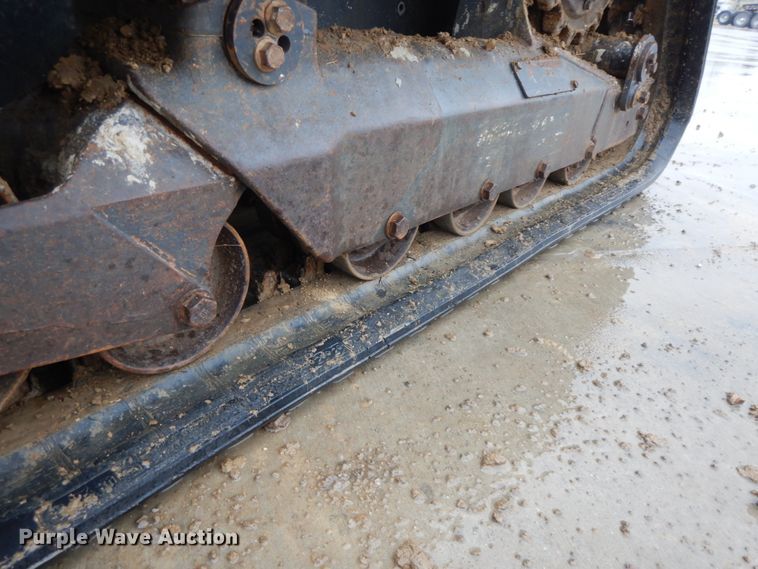 image for item DF6410 2018 Bobcat T870  tracked skid steer loader