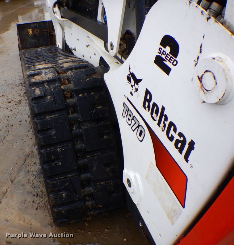 image for item DF6410 2018 Bobcat T870  tracked skid steer loader