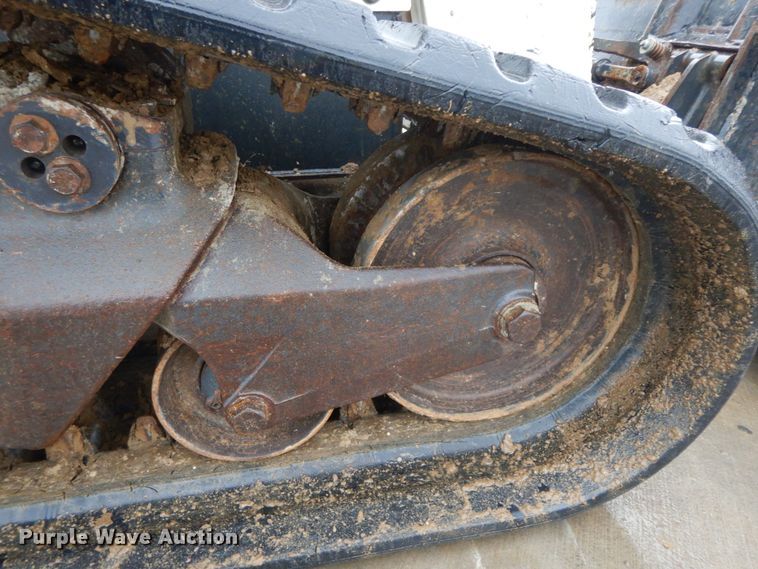 image for item DF6410 2018 Bobcat T870  tracked skid steer loader