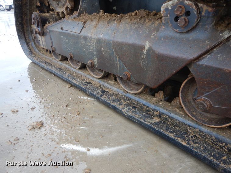 image for item DF6410 2018 Bobcat T870  tracked skid steer loader