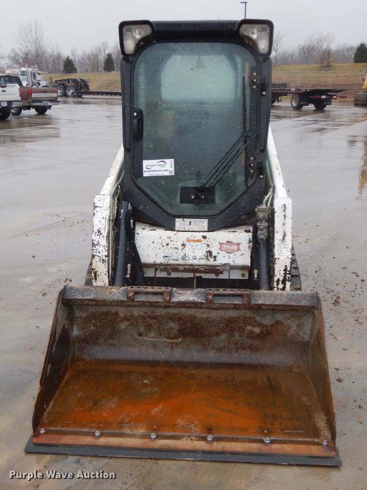 image for item DF6411 2015 Bobcat T450  tracked skid steer loader