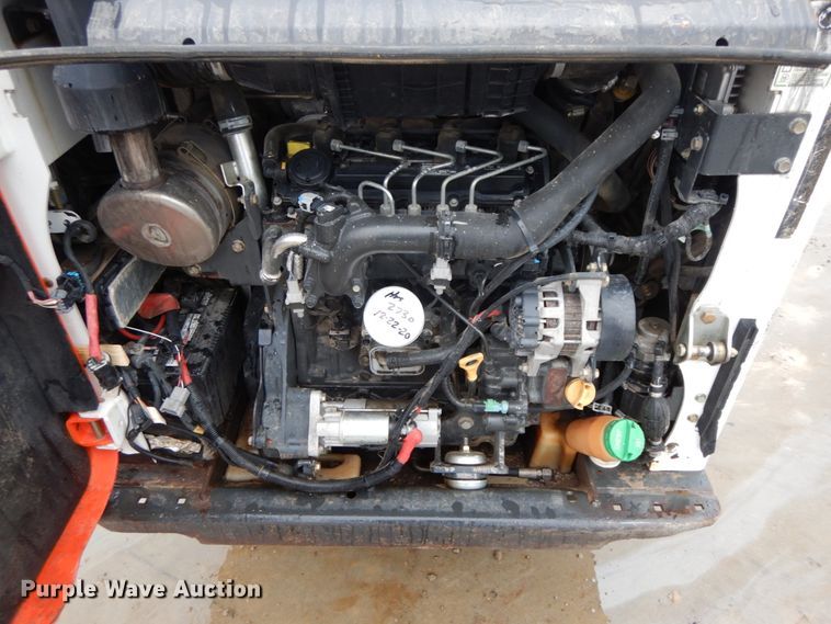 image for item DF6411 2015 Bobcat T450  tracked skid steer loader