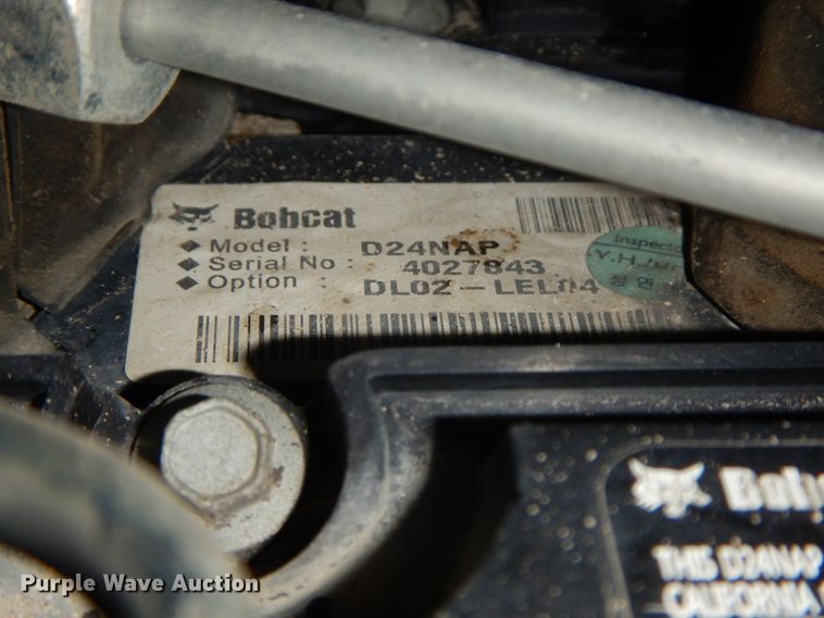 image for item DF6411 2015 Bobcat T450  tracked skid steer loader