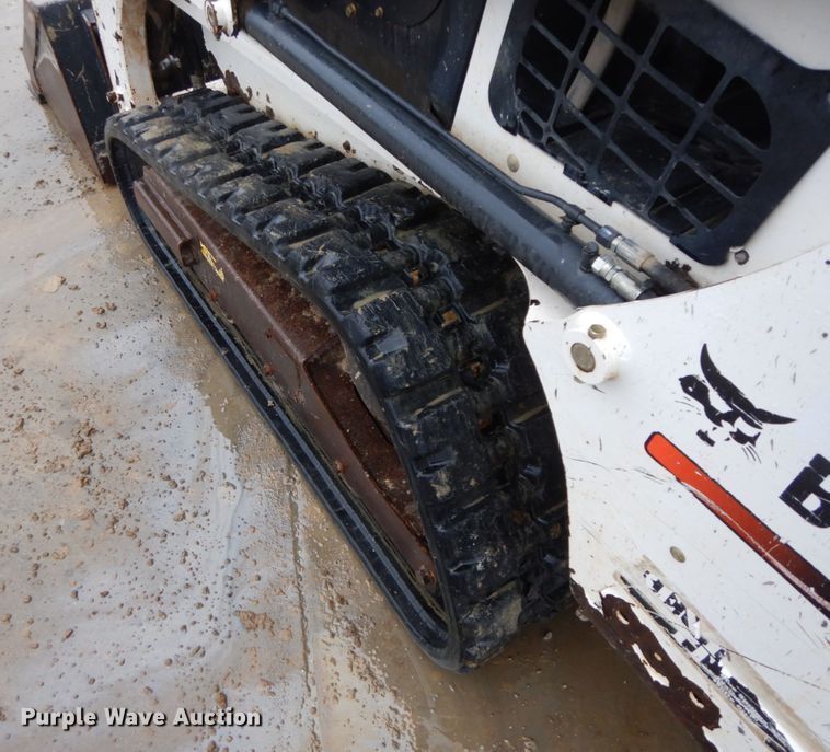 image for item DF6411 2015 Bobcat T450  tracked skid steer loader