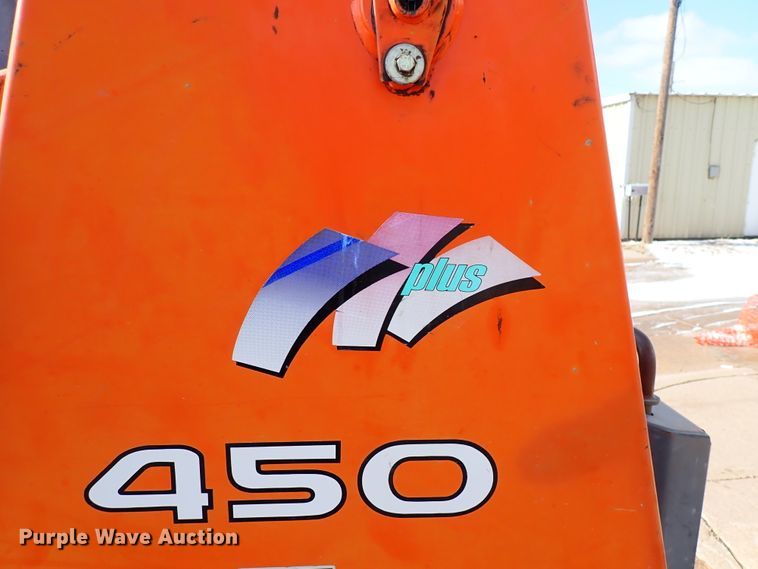 image for item DG2996 2005 Daewoo 450  skid steer loader