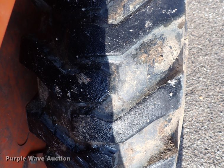 image for item DG2996 2005 Daewoo 450  skid steer loader