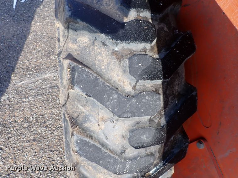 image for item DG2996 2005 Daewoo 450  skid steer loader