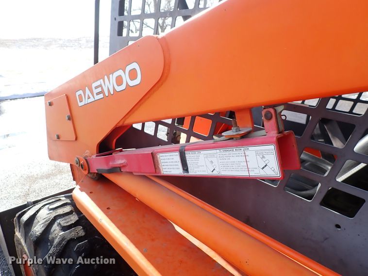image for item DG2996 2005 Daewoo 450  skid steer loader