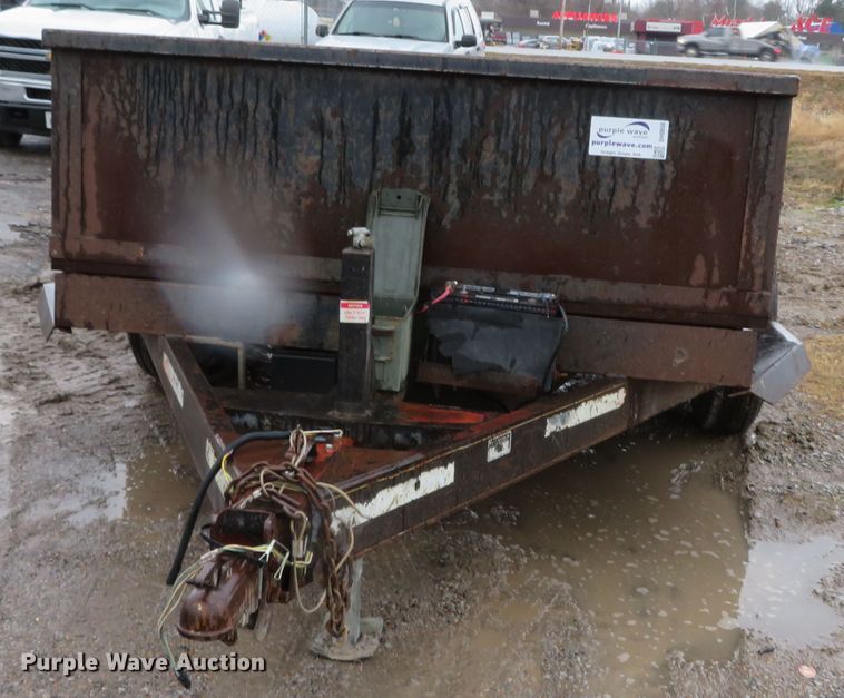 image for item DH0656 2003 M&M dump trailer