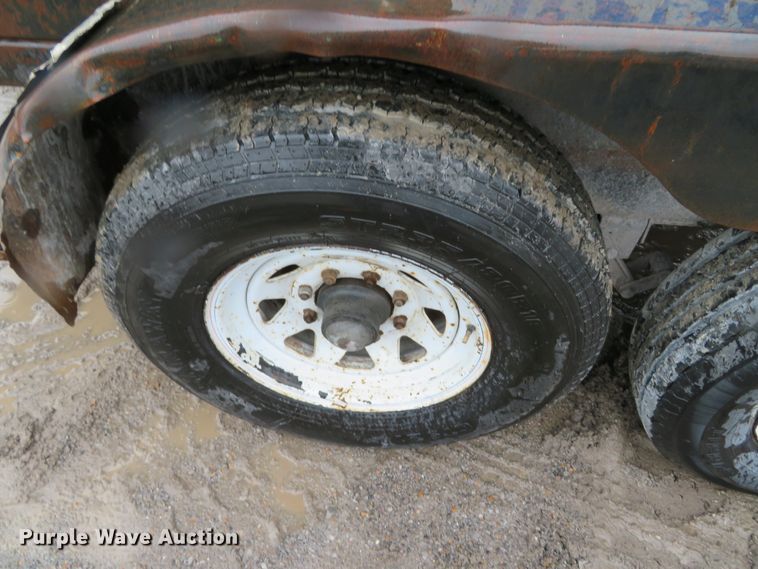 image for item DH0656 2003 M&M dump trailer