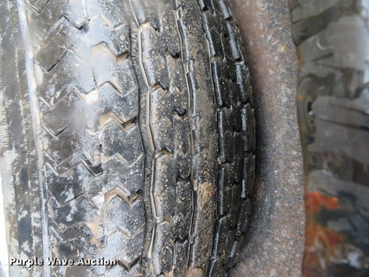 image for item DH0656 2003 M&M dump trailer