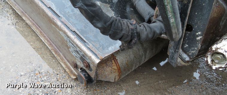 image for item DH0673 Skid steer brush mower