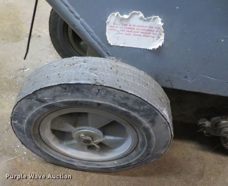 image for item DH0675 PG101-2 floor stripper