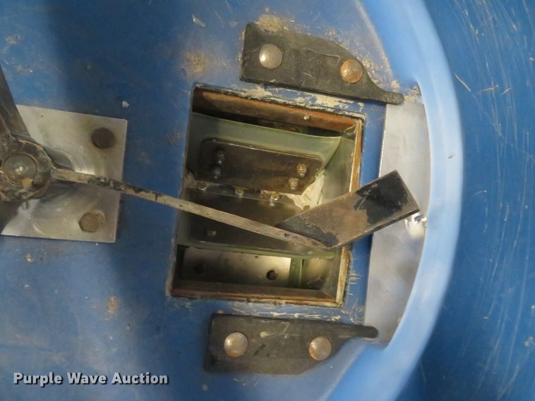 image for item DH0676 Force 1 insulation blower