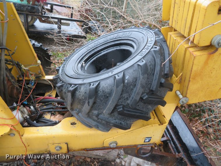 image for item DH0679 2006 Vermeer RT350  trencher