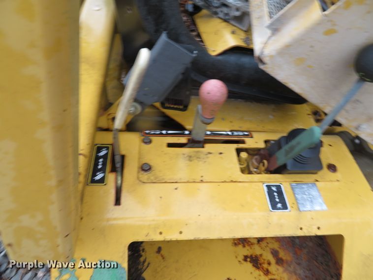 image for item DH0679 2006 Vermeer RT350  trencher