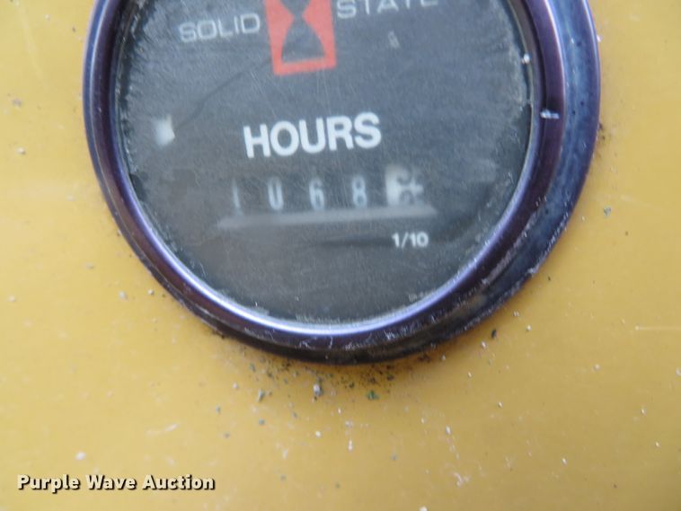 image for item DH0679 2006 Vermeer RT350  trencher