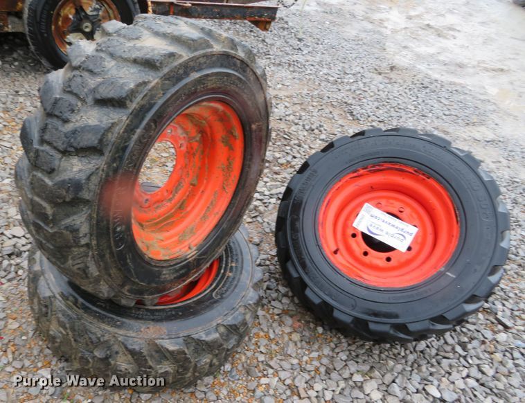 image for item DH0680 (4) tires