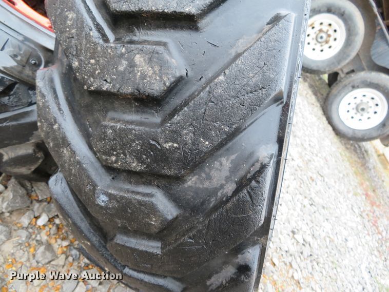 image for item DH0680 (4) tires