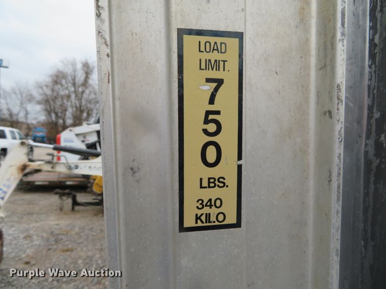 image for item DH0681 Sumner 750 lift